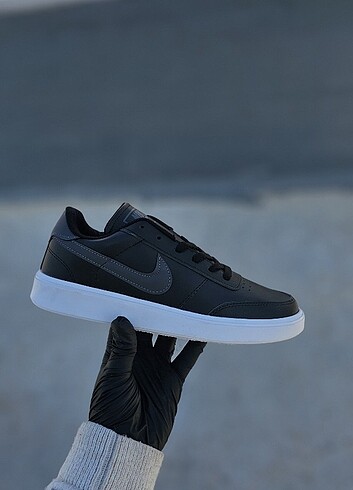 40 Beden siyah Renk NIKE SNEAKER 