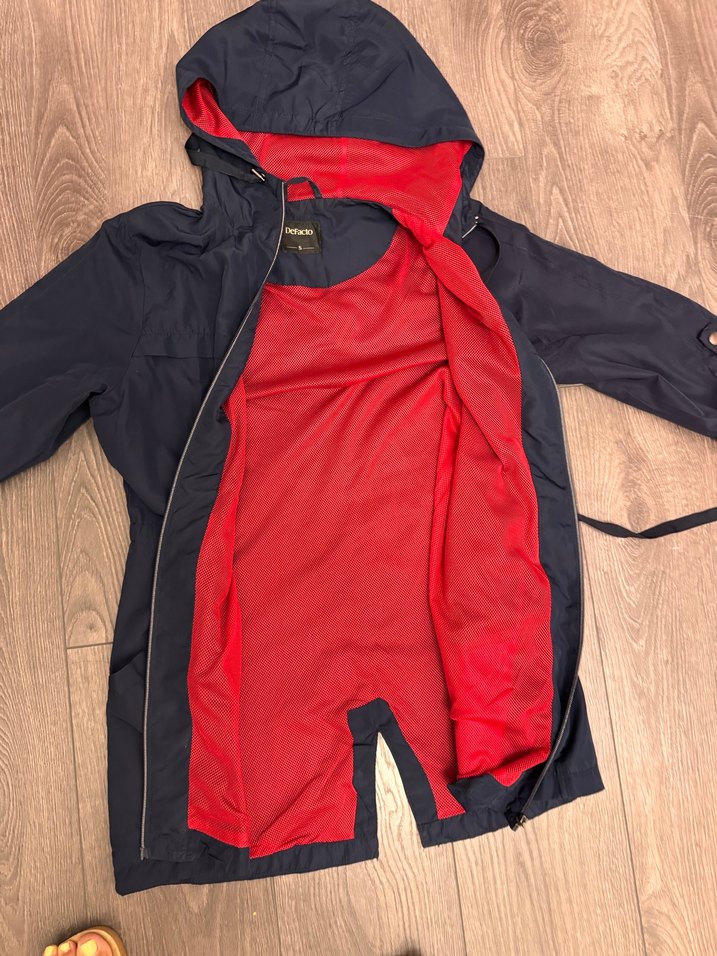 Kemerli Kapüşonlu Uzun Boy Kadın Yağmurluk - Görsel 4