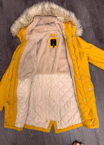 Sarı Peluş Kapüşonlu Kadın Kışlık Mont - Görsel 4