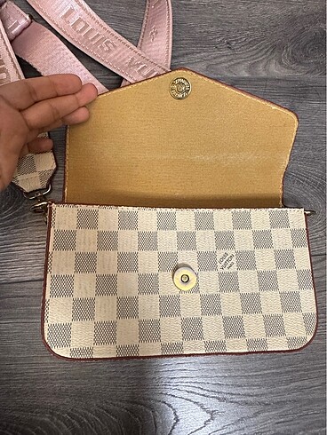 Askılı çanta. Kol çantası - Görsel 4