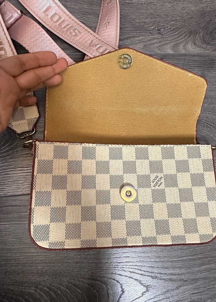 Askılı çanta. Kol çantası - Görsel 4