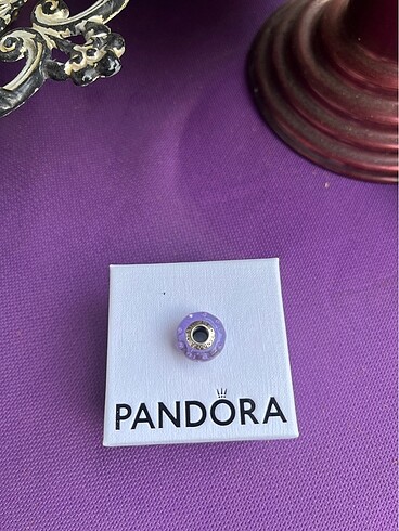 Pandora Lavanta Rengi Murano Charm