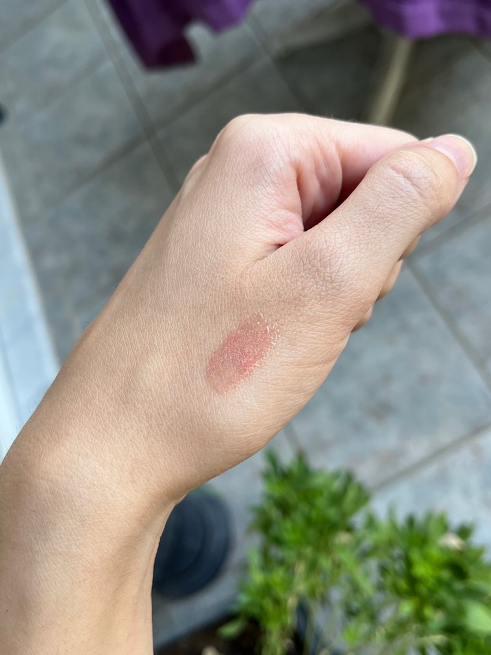 MAC Lipglass Dudak Parlatıcısı Nymphette - Görsel 4