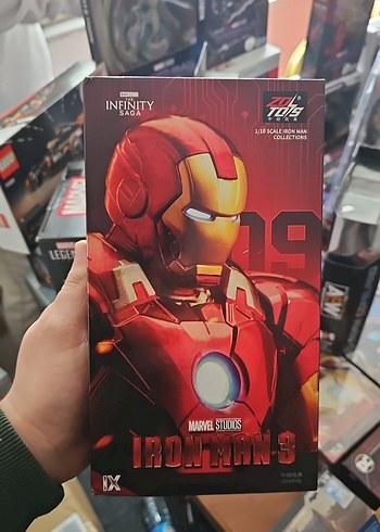 Kırmızı Iron Man 3 Aksiyon Figürü