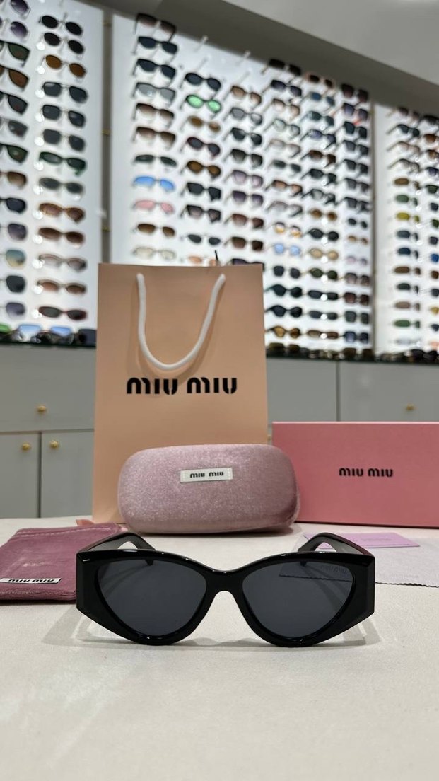 Miu Miu Siyah  Kadın Güneş Gözlüğü - Görsel 2