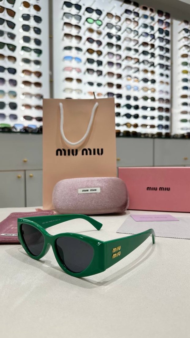 Miu Miu kadın güneş Gözlüğü - Görsel 3