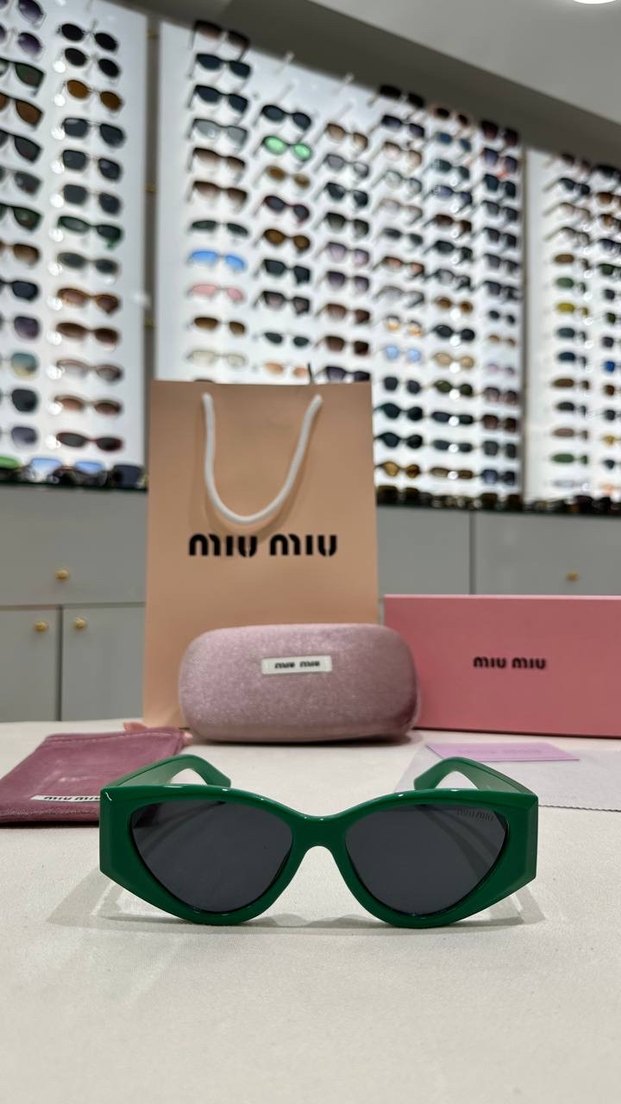 Miu Miu kadın güneş Gözlüğü - Görsel 2