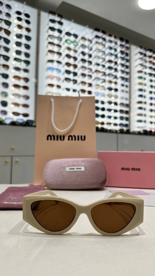 Bej Miu Miu Kadın Güneş Gözlüğü - Görsel 2