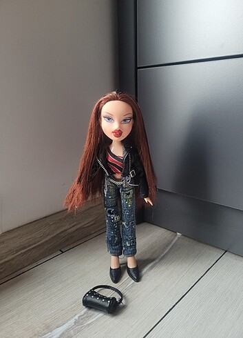  Beden Renk Bratz Twins roxie
