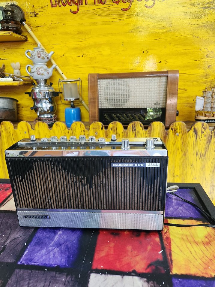 GURUNDİG ANTİKA RADYO - Görsel 3