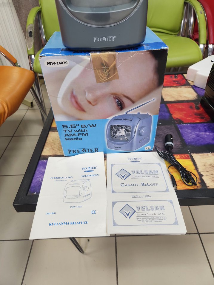 5.5" Siyah Beyaz TV ve Radyo, Velsan Garantili - Görsel 3