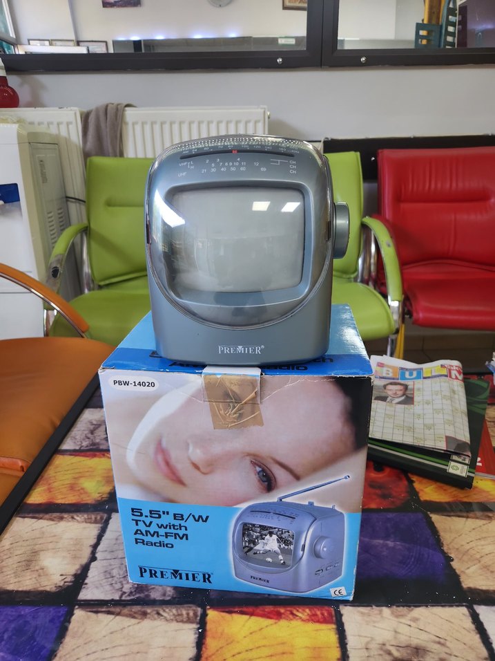 5.5" Siyah Beyaz TV ve Radyo, Velsan Garantili - Görsel 4