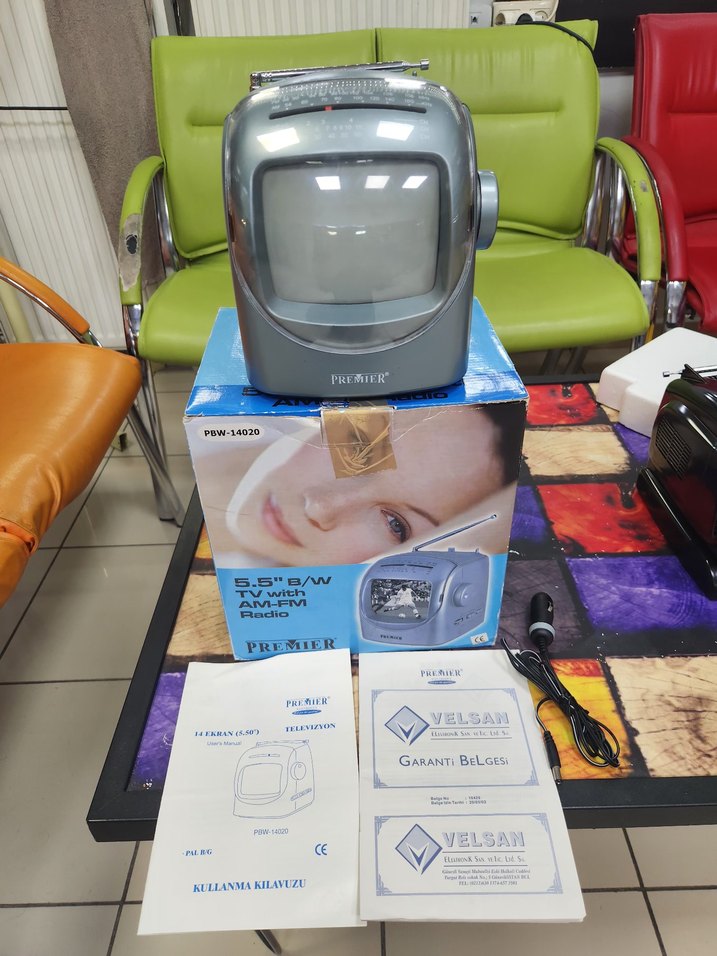 5.5" Siyah Beyaz TV ve Radyo, Velsan Garantili - Görsel 2