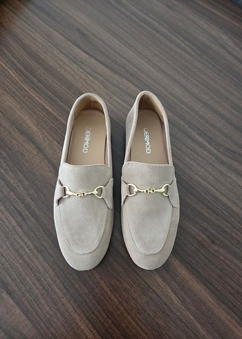 Bej Süet Tokalı Kadın Loafer