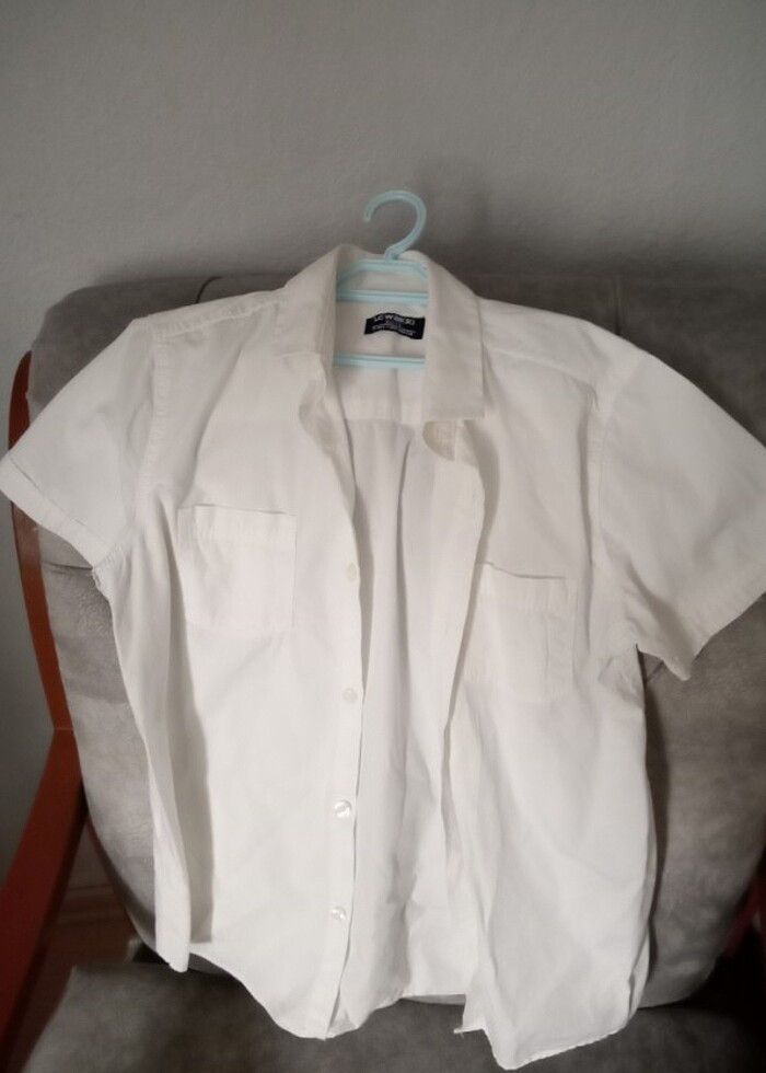 Kısa kollu beyaz gömlek  - Görsel 2