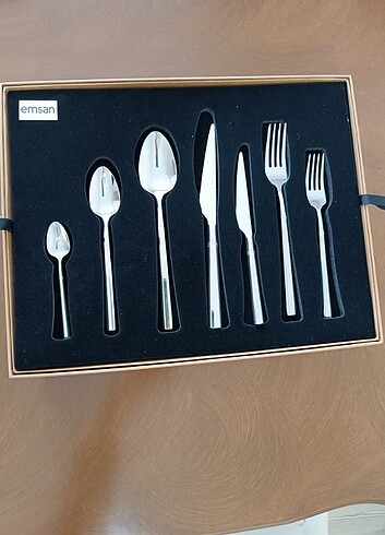 Emsan emsan premium penta platin 84 parça 12 kişilik çatal kaşık bıçak