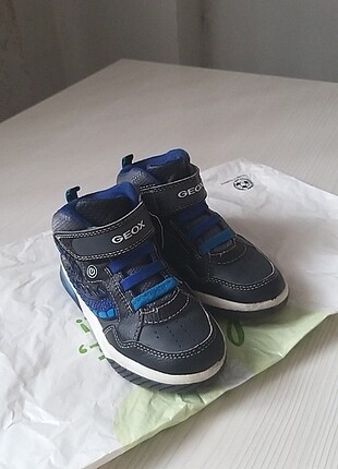 Geox ışıklı çocuk bot