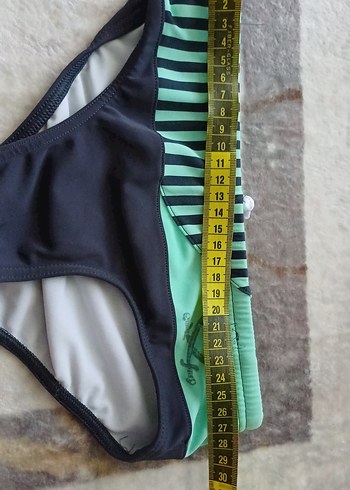 Erkek Çocuk Kırmızı ve Desenli Mayo - Görsel 6