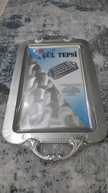 Gümüş tepsi