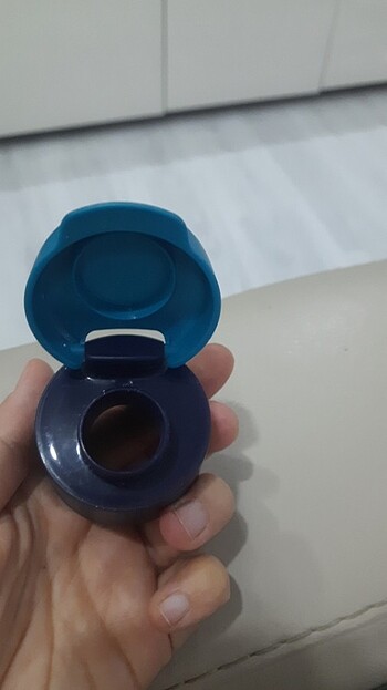 Beden lacivert Renk Tupperware su şişesi kapağı