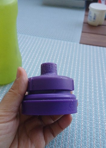 Mor Kapaklı Renkli suluk tupperware - Görsel 5