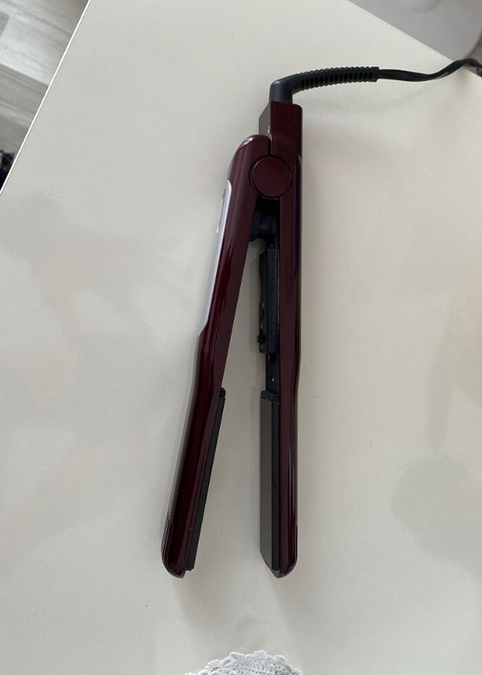 Saç düzleştirici - Görsel 2