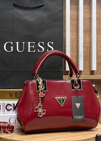 Guess Sertifikalı 17*27 ebatında şık çanta 