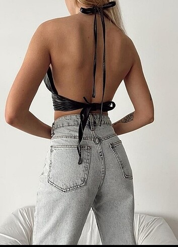 BERSHKA DERİ BÜSTİYER