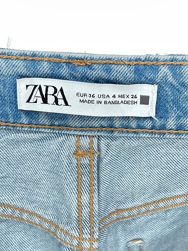 36 Beden mavi Renk Zara Mini Şort %70 İndirimli.