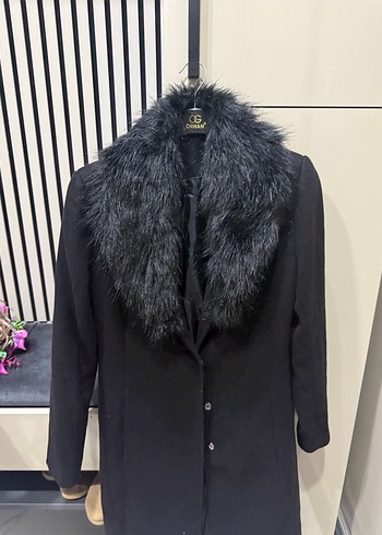 Siyah Uzun Kollu Kürklü Midi Kadın Kaban - Görsel 3