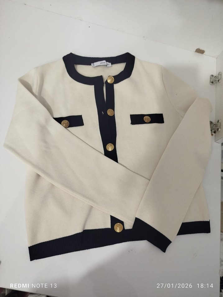 Beyaz hırka - Görsel 2