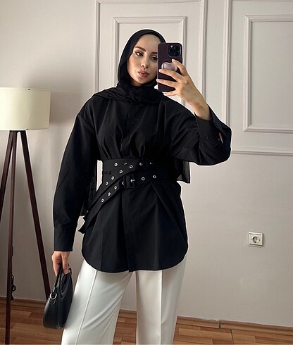 siyah gömlek