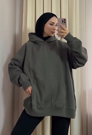 Pull and Bear sweat