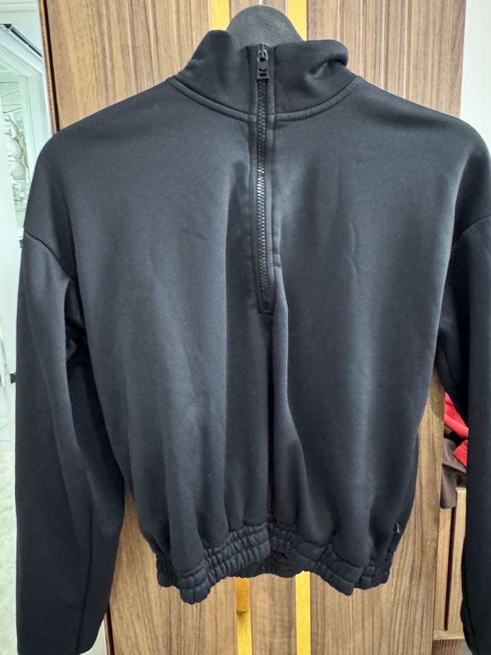 Siyah Yarım Fermuarlı Kadın Sweatshirt - Görsel 3