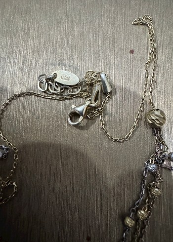 Uzun Altın Boncuklu Minimalist Kadın Kolye - Görsel 3