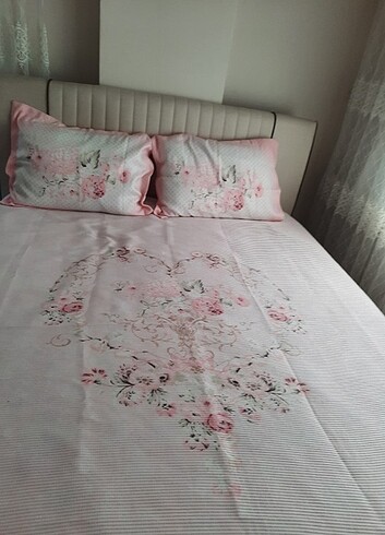 Brillant yatak örtüsü - Görsel 5