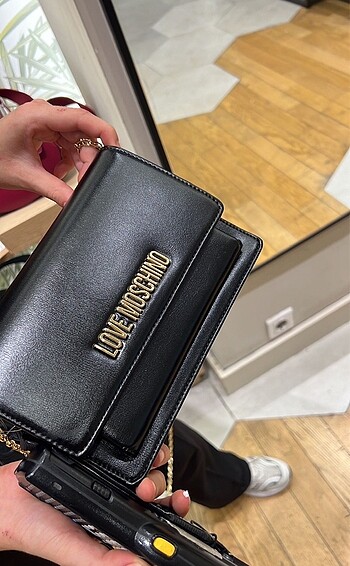 Love Moschıno