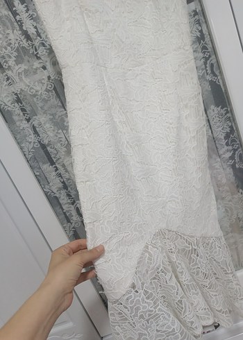 Dantel Detaylı Beyaz Midi Elbise - Görsel 5
