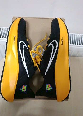 Sarı Bağcıklı Erkek Koşu Ayakkabısı - Görsel 2