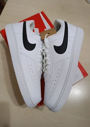 Beyaz Siyah Spor erkek Nike ayakkabı Nike court vision - Görsel 2