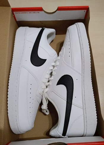 Beyaz Siyah Spor erkek Nike ayakkabı Nike court vision - Görsel 3