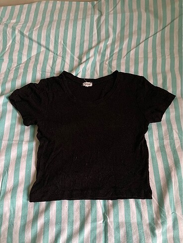 Siyah crop