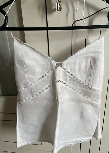 Mango İnce Askili Beyaz Kruvaze Crop Top