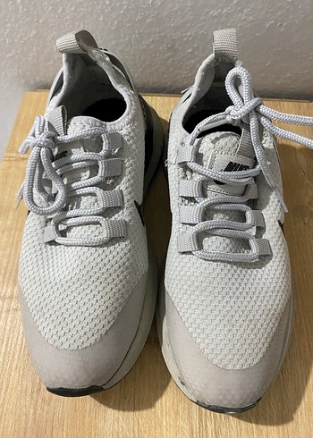 37 Beden beyaz Renk Nike Kadın Gri Spor Ayakkabı