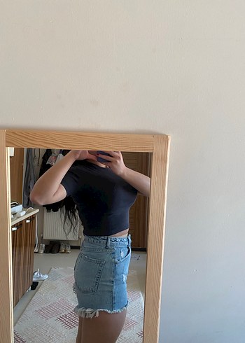 Düğmeli Bol Kesim Mavi Denim Mini Şort - Görsel 4