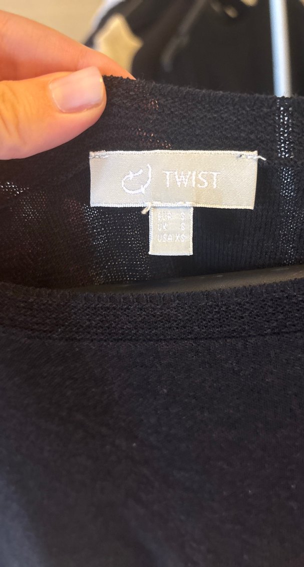 Siyah transparan detayli Kadın Triko Kazak - Görsel 2