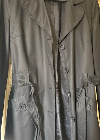 Kadın Siyah Düğmeli Midi Trençkot - Görsel 3