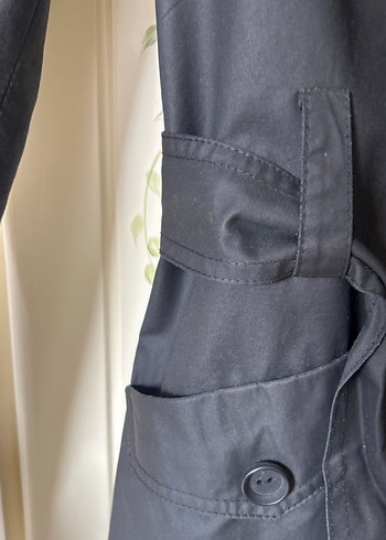 Kadın Siyah Düğmeli Midi Trençkot - Görsel 5