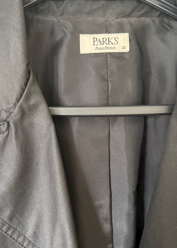 Kadın Siyah Düğmeli Midi Trençkot - Görsel 2