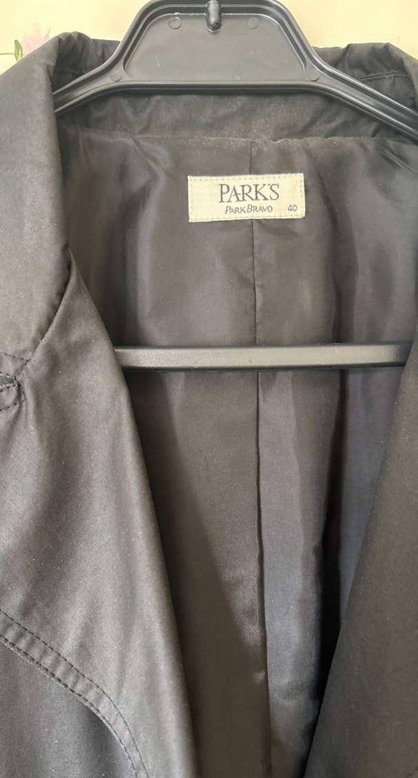 Kadın Siyah Düğmeli Midi Trençkot - Görsel 2